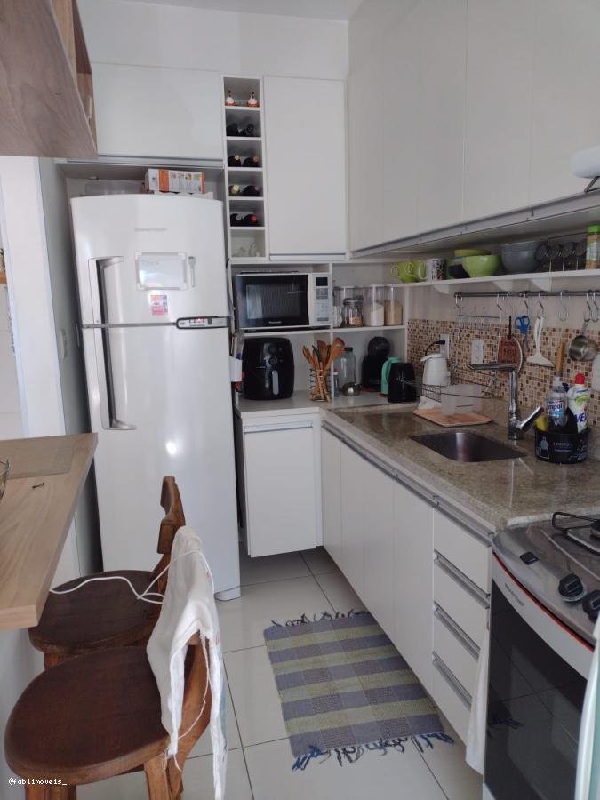 Apartamento à venda com 2 quartos, 60m² - Foto 1