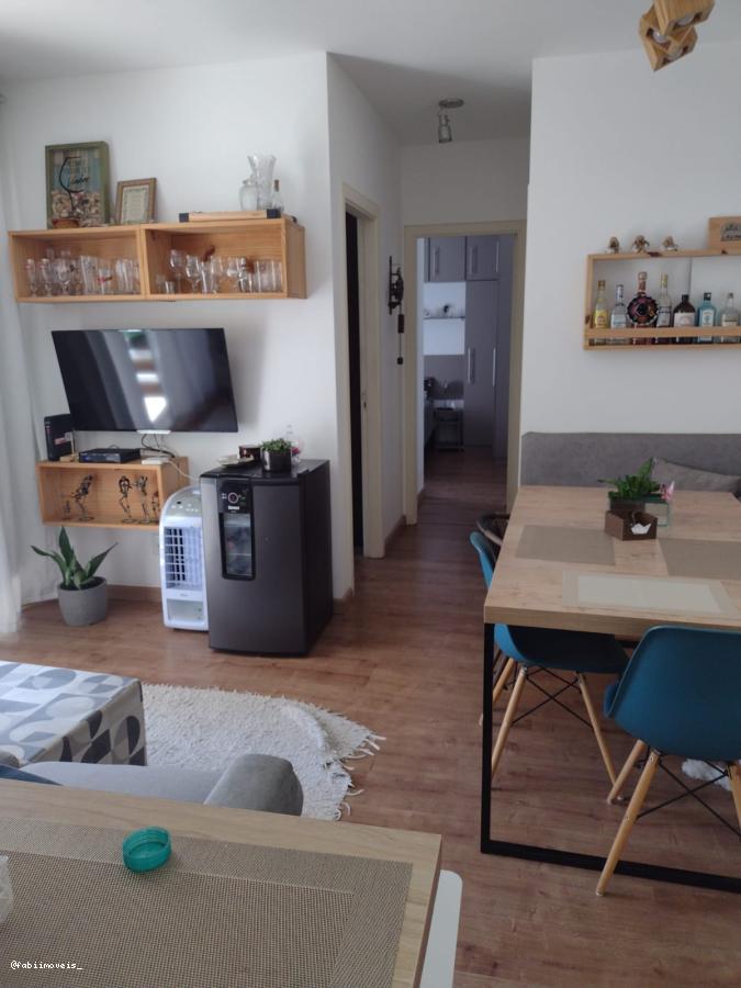 Apartamento à venda com 2 quartos, 60m² - Foto 11