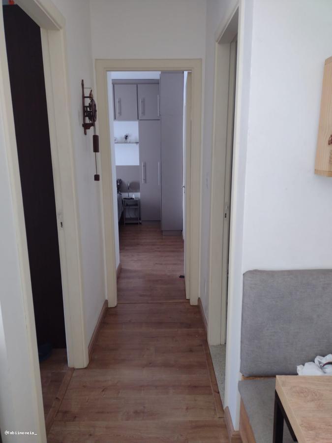 Apartamento à venda com 2 quartos, 60m² - Foto 16