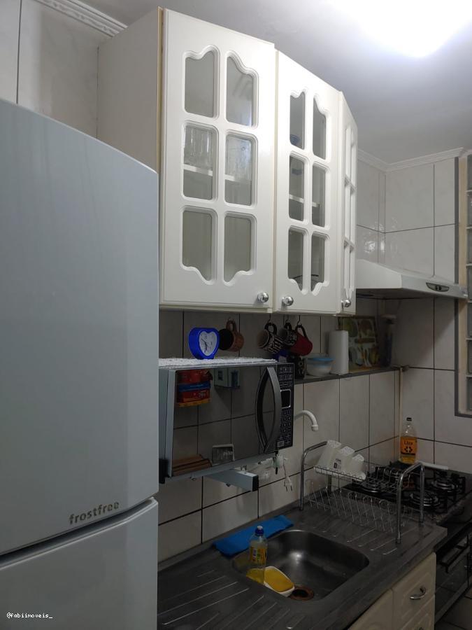 Apartamento à venda com 2 quartos, 50m² - Foto 3