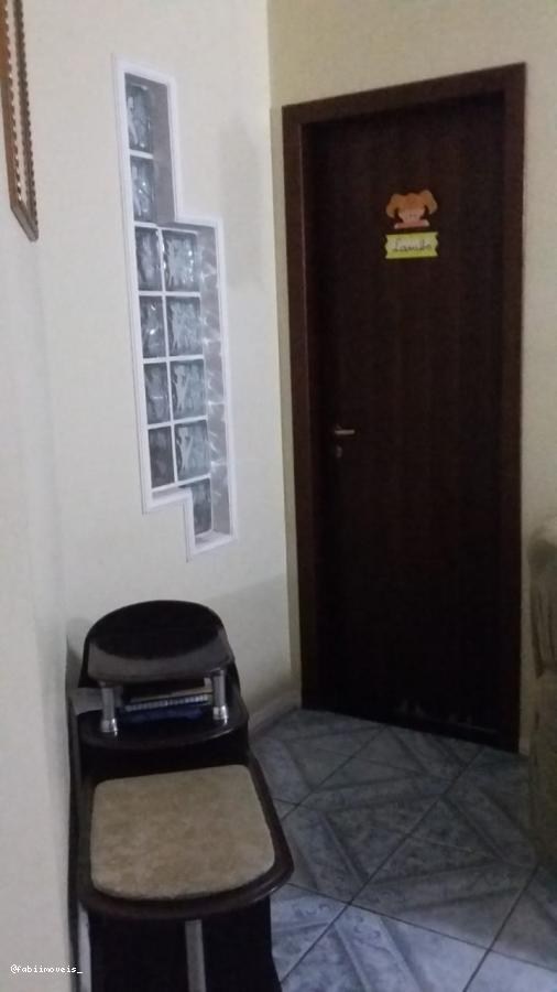 Sobrado à venda com 4 quartos, 122m² - Foto 4