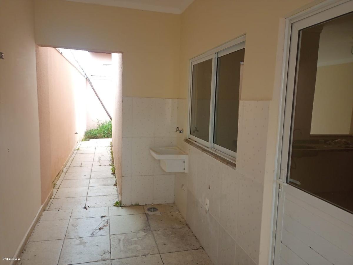 Sobrado à venda com 3 quartos, 195m² - Foto 5