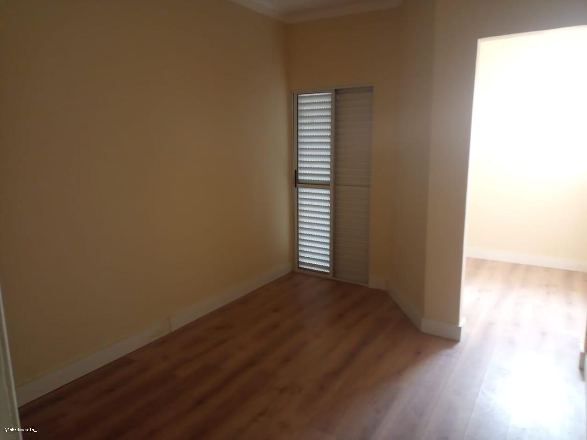 Sobrado à venda com 3 quartos, 195m² - Foto 11