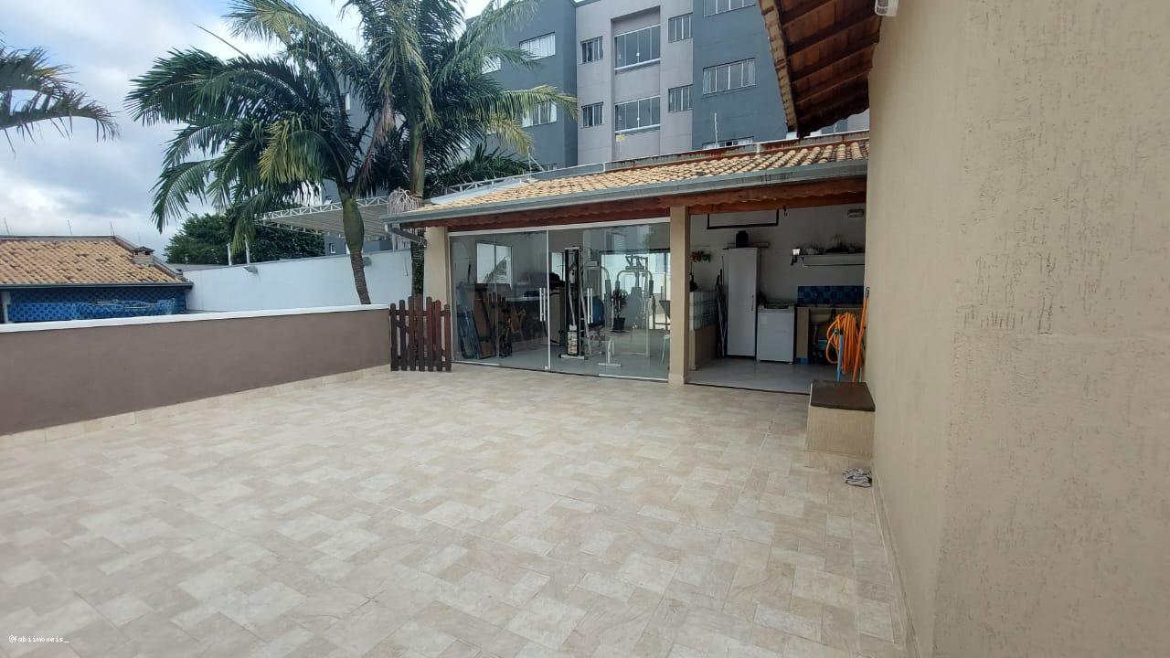 Casa à venda com 3 quartos, 284m² - Foto 24