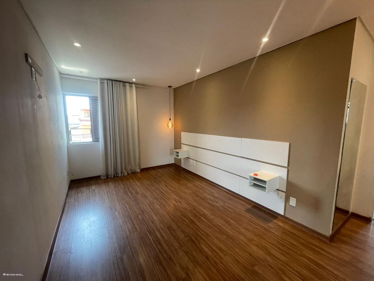 Apartamento para alugar com 3 quartos, 117m² - Foto 6