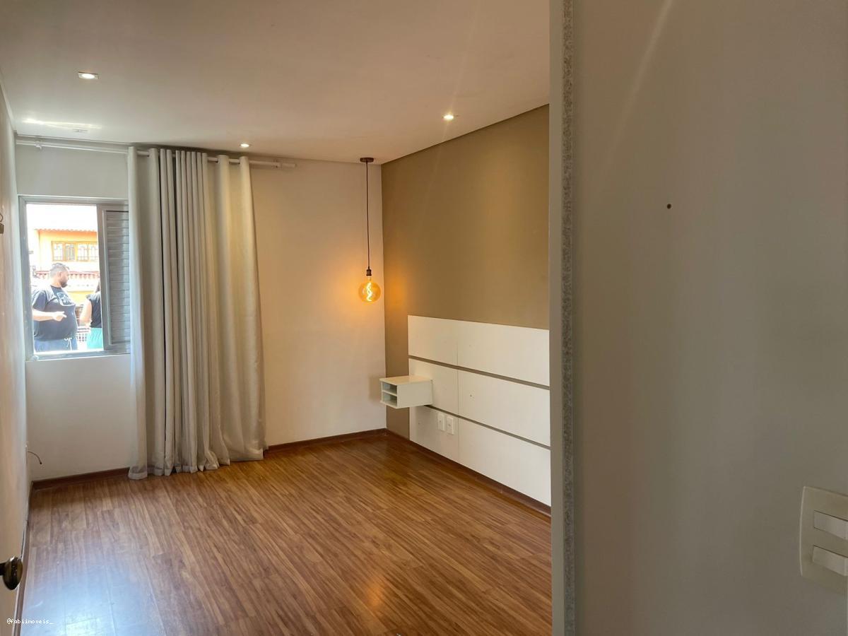 Apartamento para alugar com 3 quartos, 117m² - Foto 11