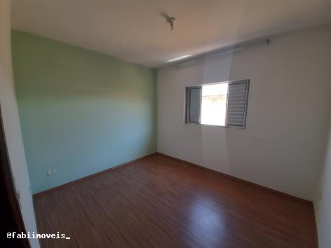 Casa à venda com 4 quartos, 276m² - Foto 9