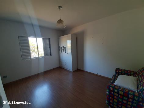 Casa à venda com 4 quartos, 276m² - Foto 11