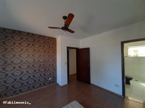 Casa à venda com 4 quartos, 276m² - Foto 14