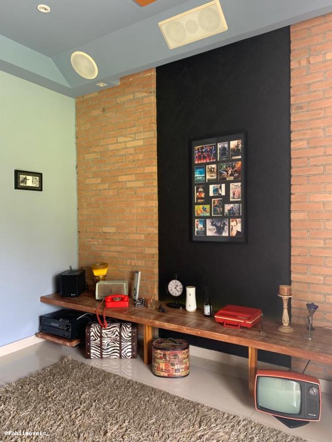 Casa de Condomínio à venda com 3 quartos, 228m² - Foto 20