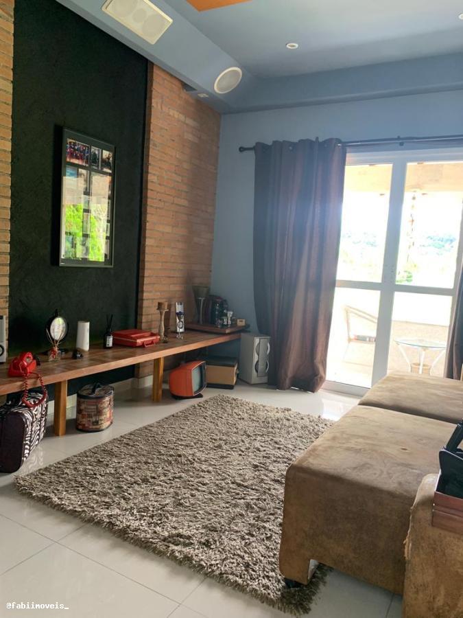 Casa de Condomínio à venda com 3 quartos, 228m² - Foto 31