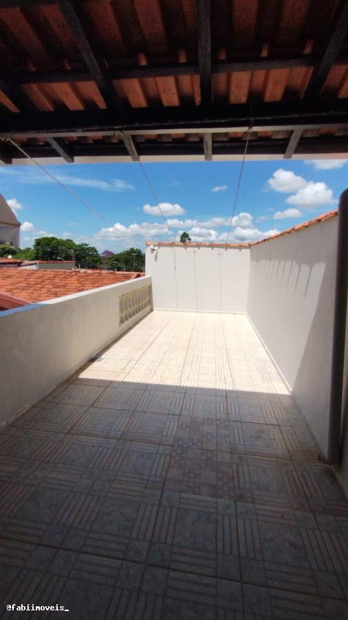 Casa à venda com 3 quartos, 120m² - Foto 4