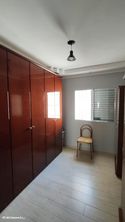 Casa à venda com 3 quartos, 120m² - Foto 12