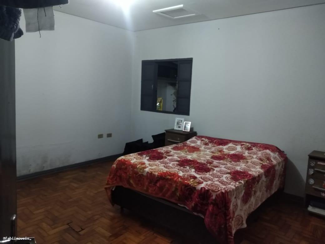 Casa à venda com 3 quartos, 135m² - Foto 3