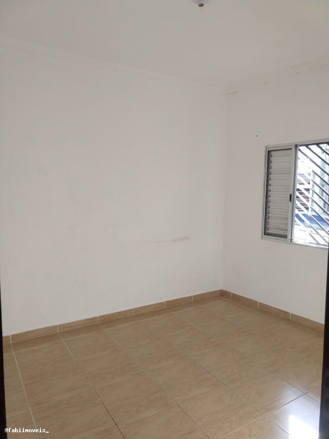 Casa à venda com 3 quartos, 135m² - Foto 11