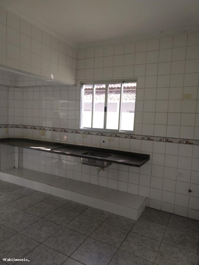 Casa à venda com 3 quartos, 135m² - Foto 16