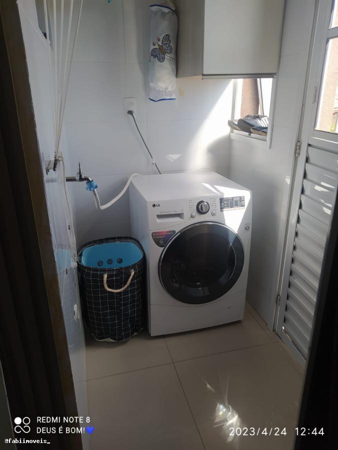 Apartamento à venda com 2 quartos, 55m² - Foto 17