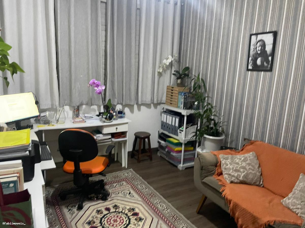 Apartamento à venda com 3 quartos, 98m² - Foto 10