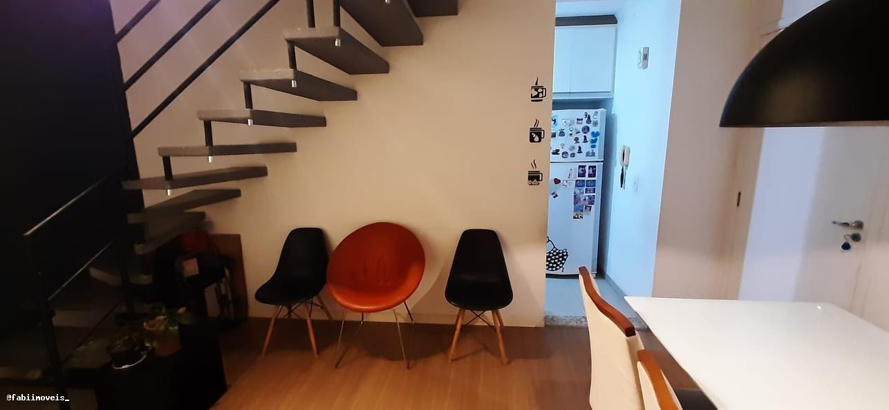 Cobertura à venda com 2 quartos, 125m² - Foto 1