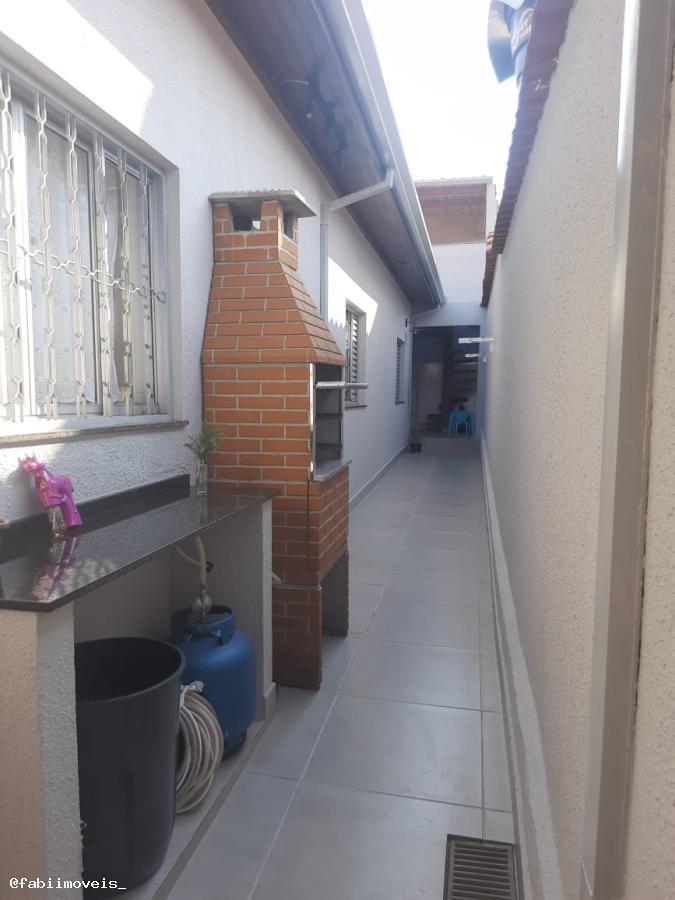 Casa à venda com 2 quartos, 125m² - Foto 5