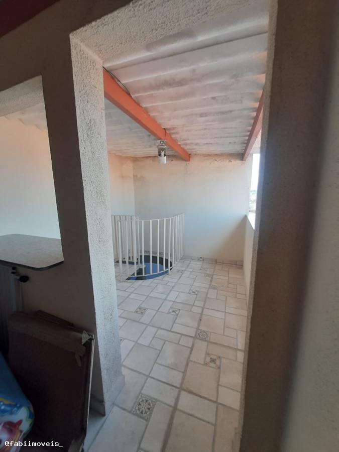 Casa à venda com 2 quartos, 125m² - Foto 10