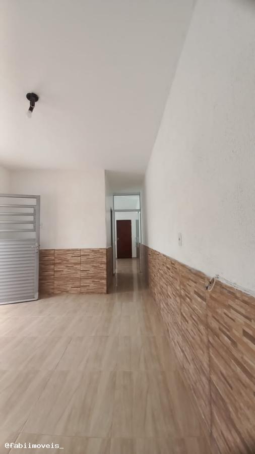 Casa à venda com 2 quartos, 110m² - Foto 9