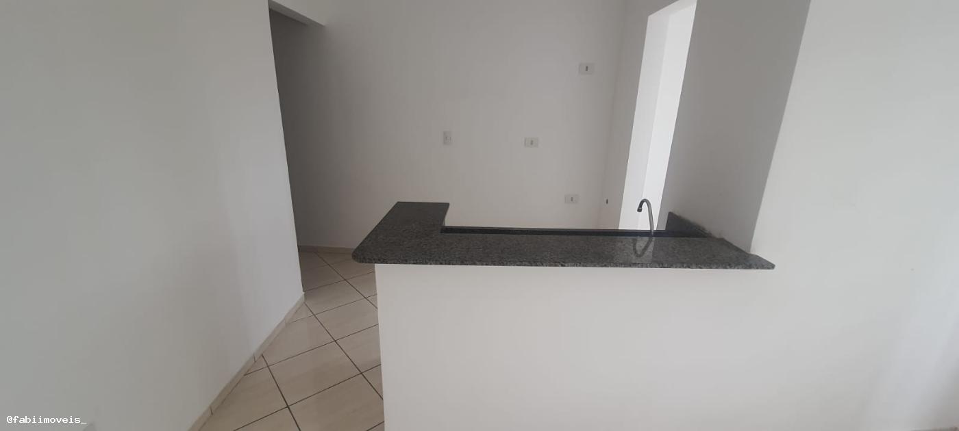 Apartamento à venda com 2 quartos, 64m² - Foto 2