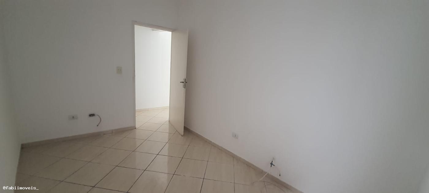 Apartamento à venda com 2 quartos, 64m² - Foto 11