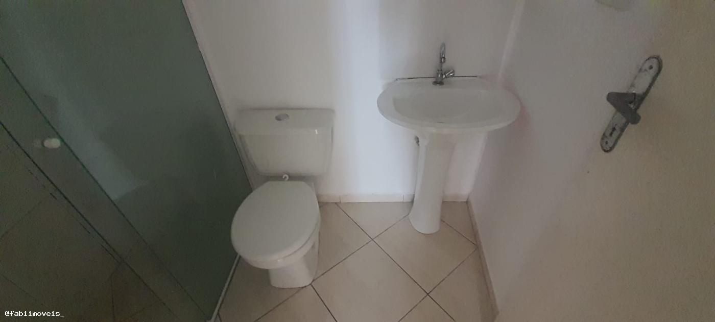 Apartamento à venda com 2 quartos, 64m² - Foto 12