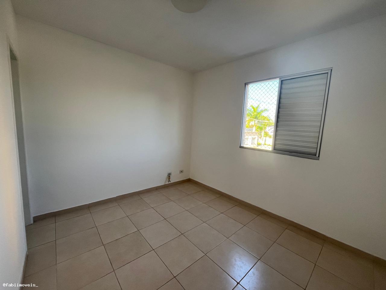 Apartamento à venda com 3 quartos, 65m² - Foto 3