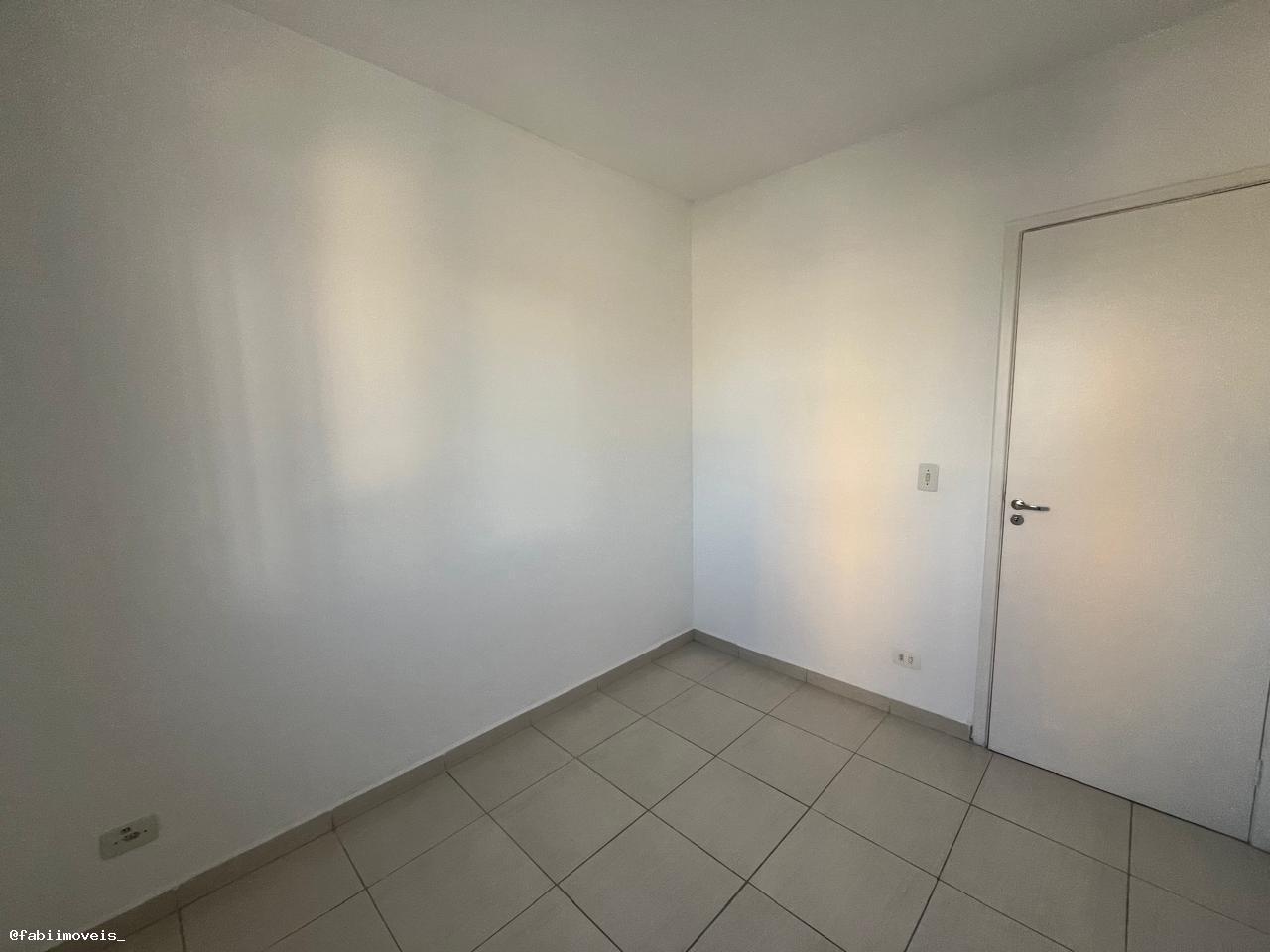 Apartamento à venda com 3 quartos, 65m² - Foto 9