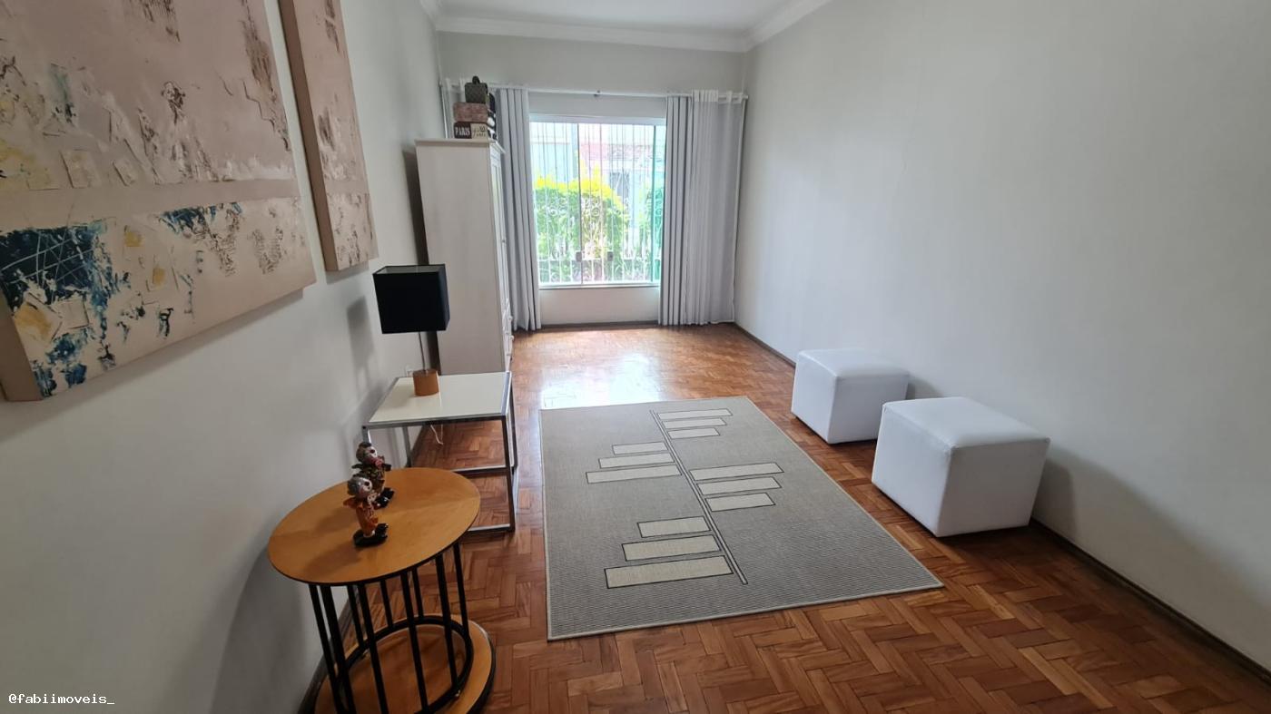 Casa à venda com 3 quartos, 300m² - Foto 19