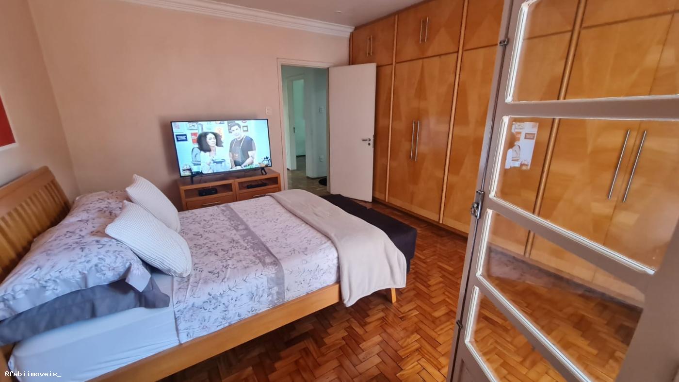 Casa à venda com 3 quartos, 300m² - Foto 27