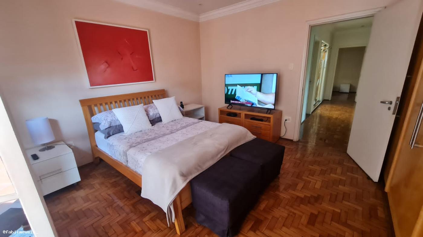 Casa à venda com 3 quartos, 300m² - Foto 32