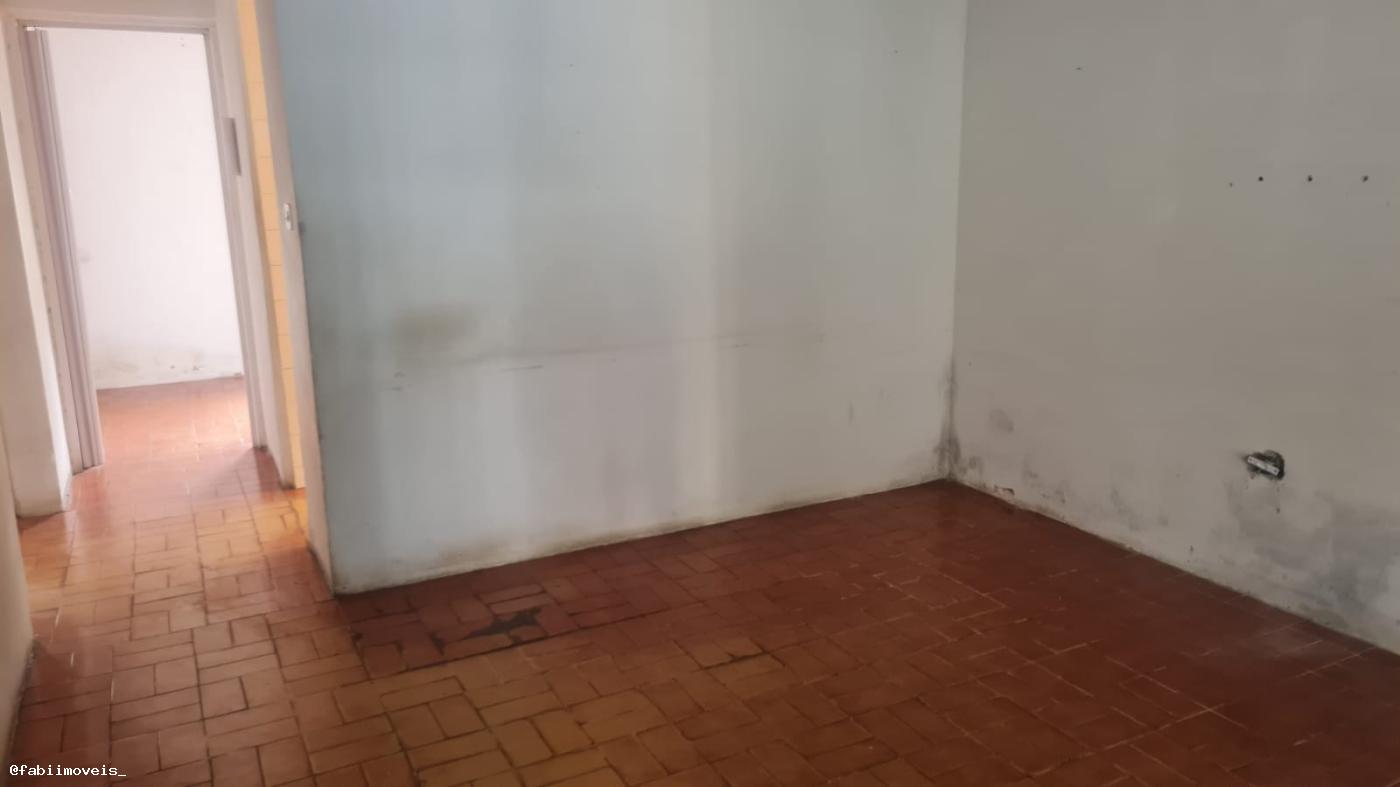 Casa à venda com 2 quartos, 288m² - Foto 6