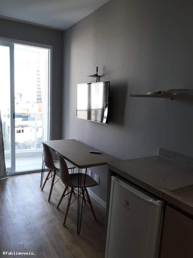 Apartamento à venda com 1 quarto, 22m² - Foto 13