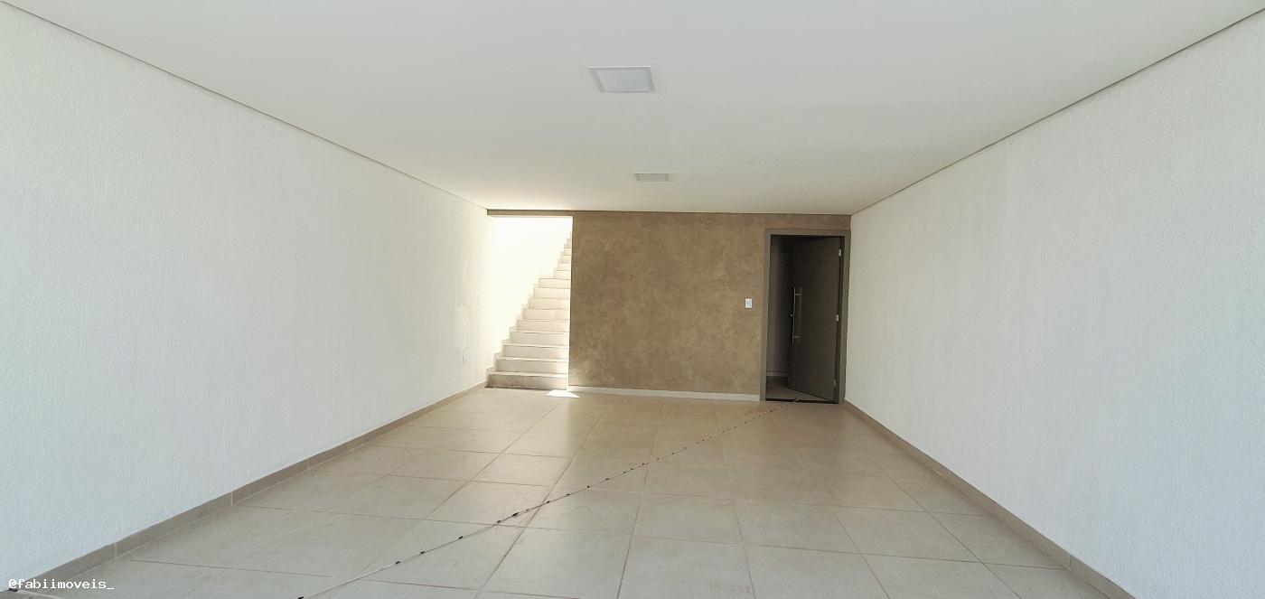 Sobrado à venda com 3 quartos, 148m² - Foto 3