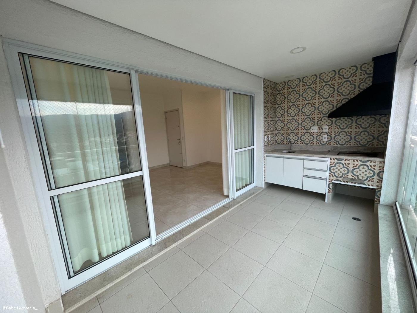 Apartamento à venda com 3 quartos, 103m² - Foto 19