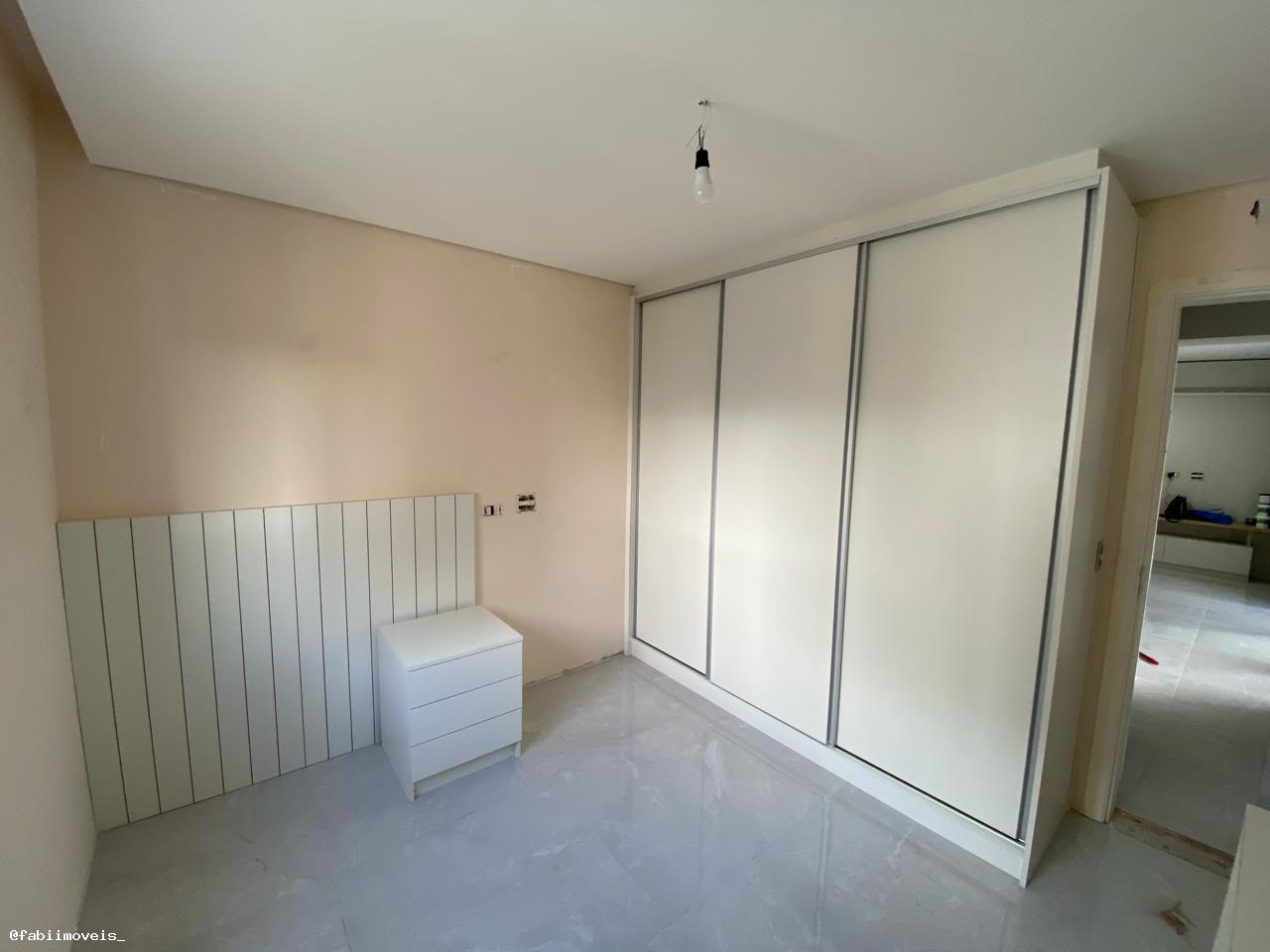 Apartamento à venda com 2 quartos, 68m² - Foto 32