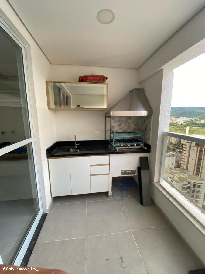 Apartamento à venda com 2 quartos, 68m² - Foto 1