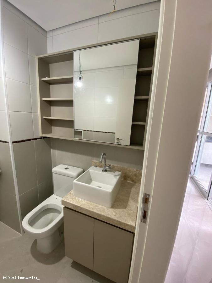 Apartamento à venda com 2 quartos, 68m² - Foto 17