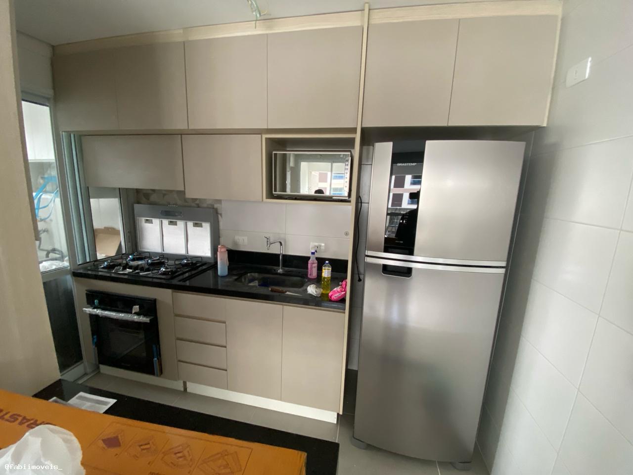 Apartamento à venda com 2 quartos, 68m² - Foto 6