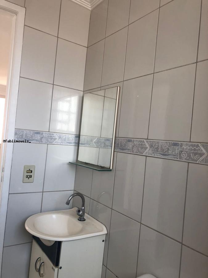 Apartamento à venda com 2 quartos, 43m² - Foto 11