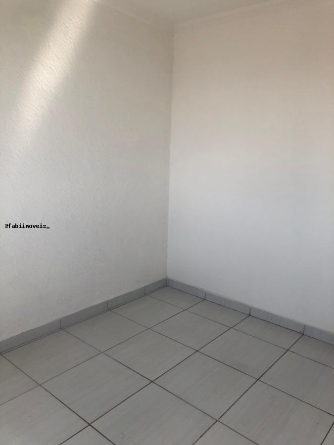 Apartamento à venda com 2 quartos, 43m² - Foto 18