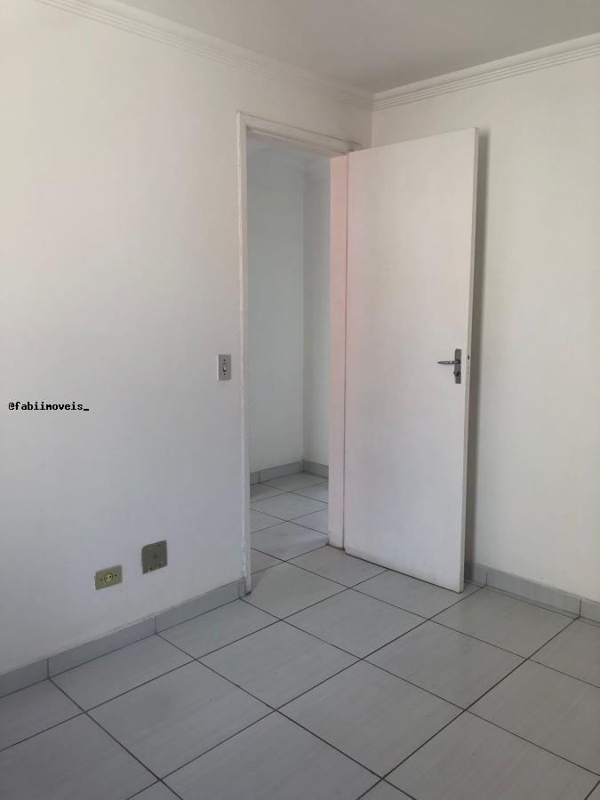 Apartamento à venda com 2 quartos, 43m² - Foto 21