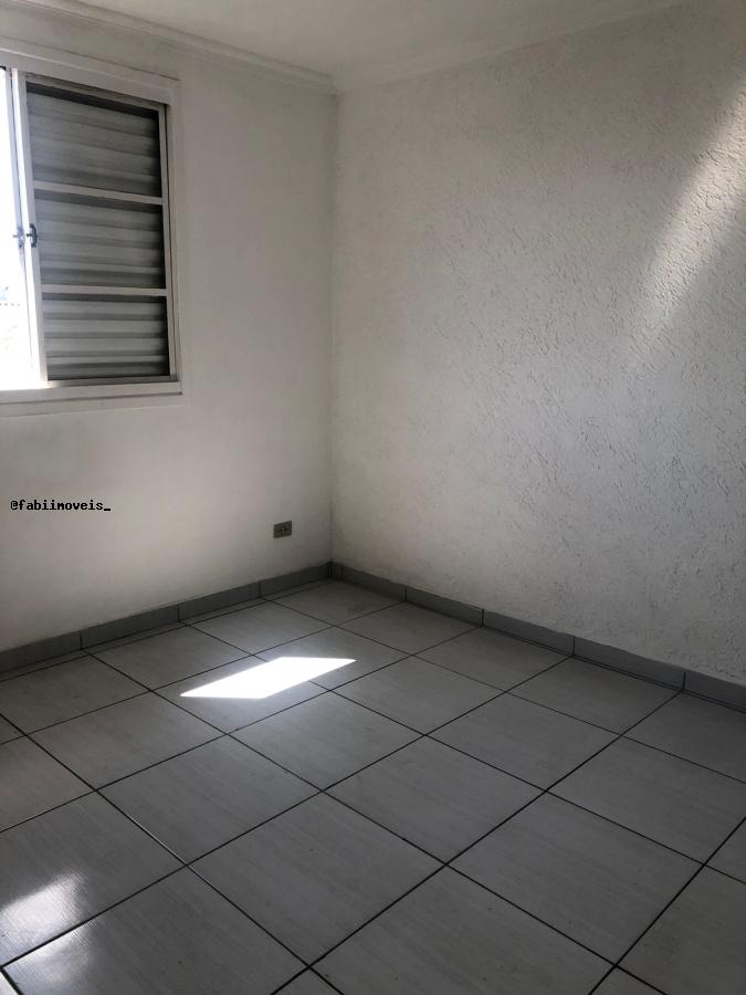 Apartamento à venda com 2 quartos, 43m² - Foto 22