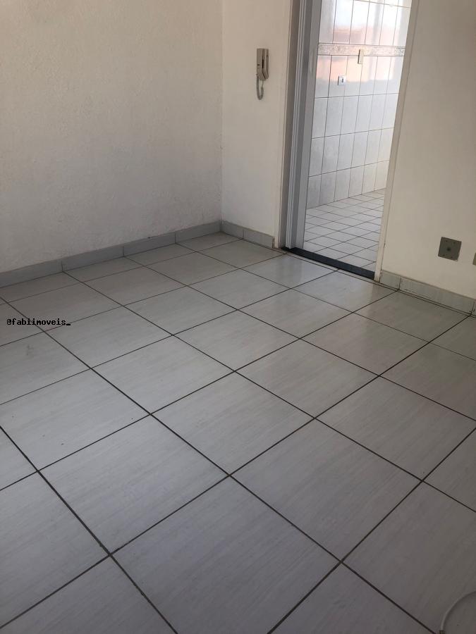 Apartamento à venda com 2 quartos, 43m² - Foto 35