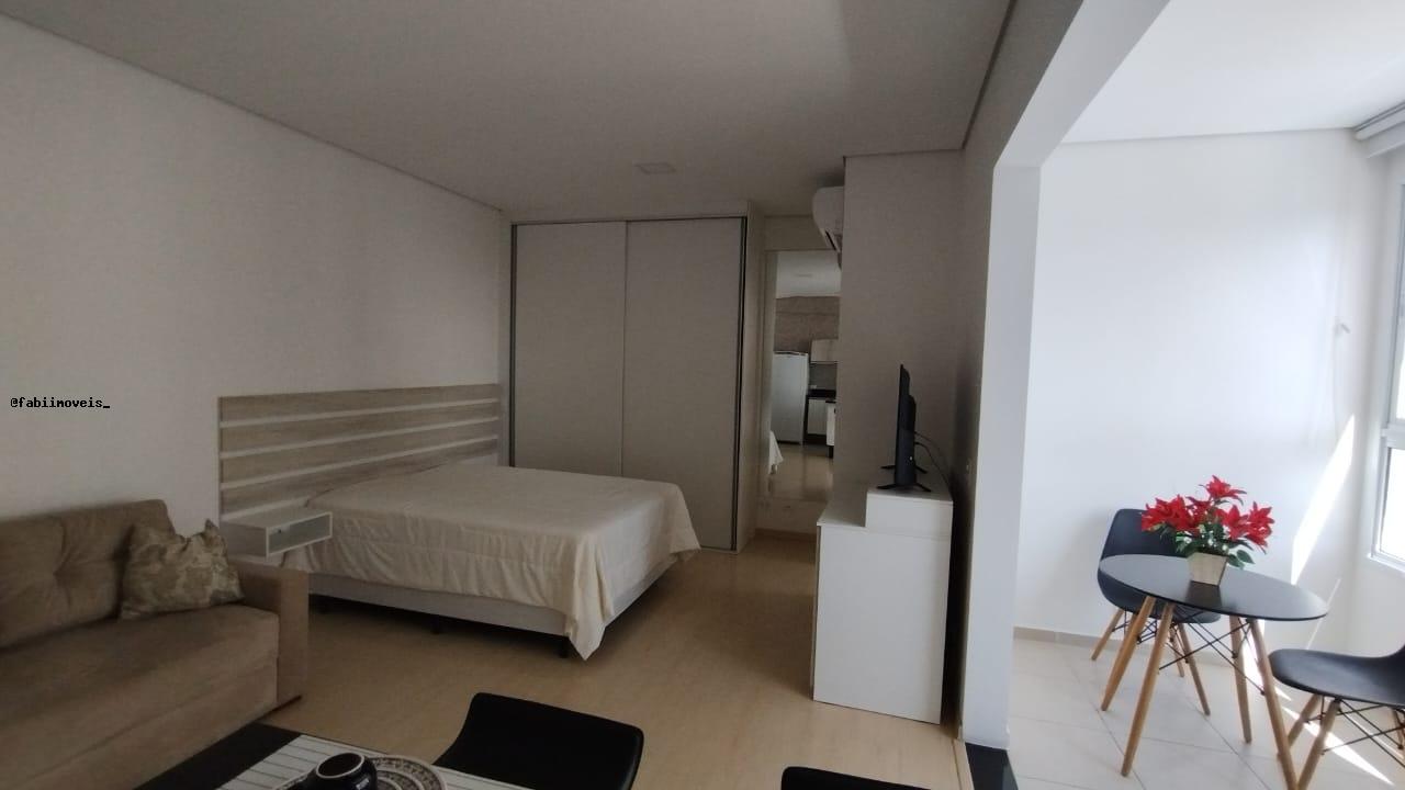 Apartamento para alugar com 1 quarto - Foto 4