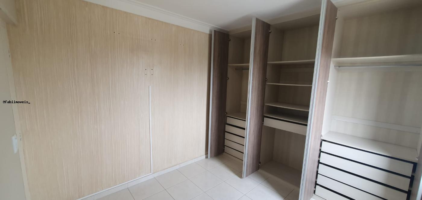 Apartamento para alugar com 2 quartos, 66m² - Foto 8