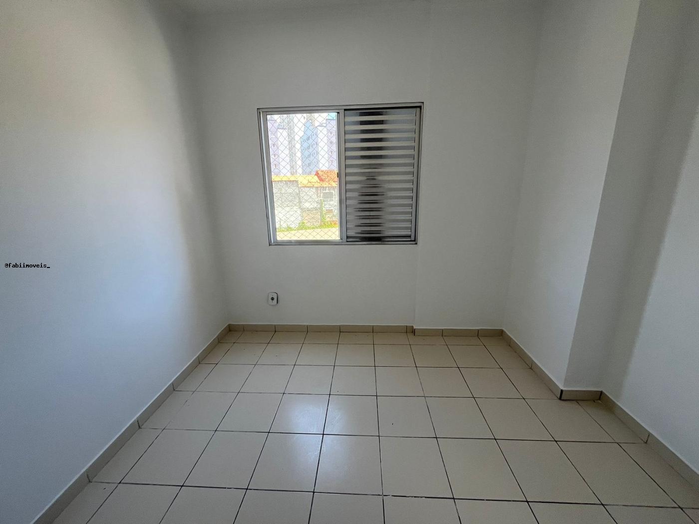 Apartamento para alugar com 3 quartos, 98m² - Foto 7